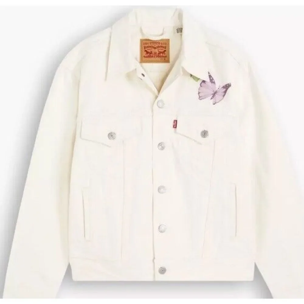 NEW $98 Levi's Ex Boyfriend Trucker Jacket‎ Ivory Butterfly Denim Womens Size XL